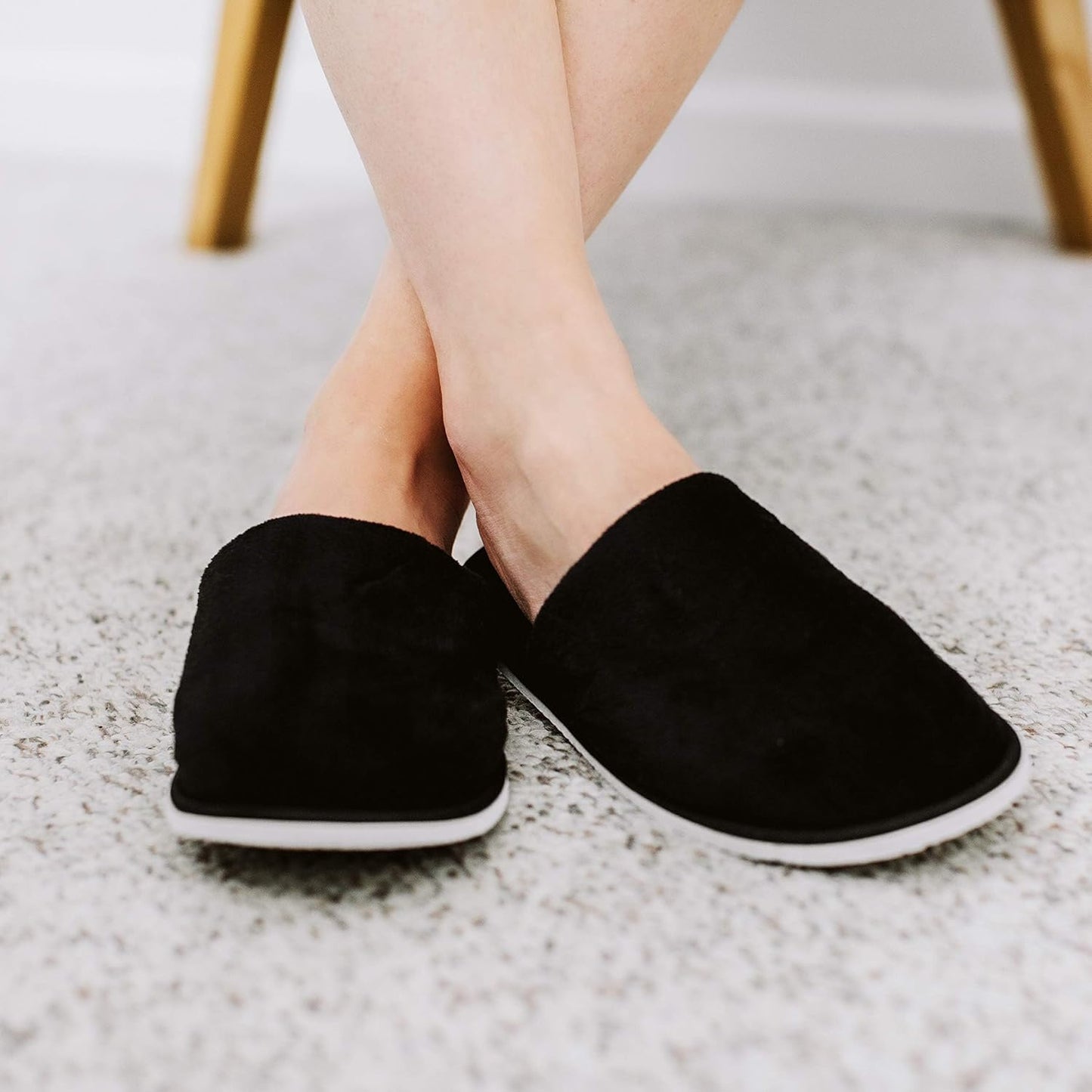 Spa Slippers, 6-12 Pairs Cotton Velvet Closed Toe Disposable Slippers for Guests with Travel Bags, House, Indoor, Bathroom, Bedroom, Hotel, Bride Slippers