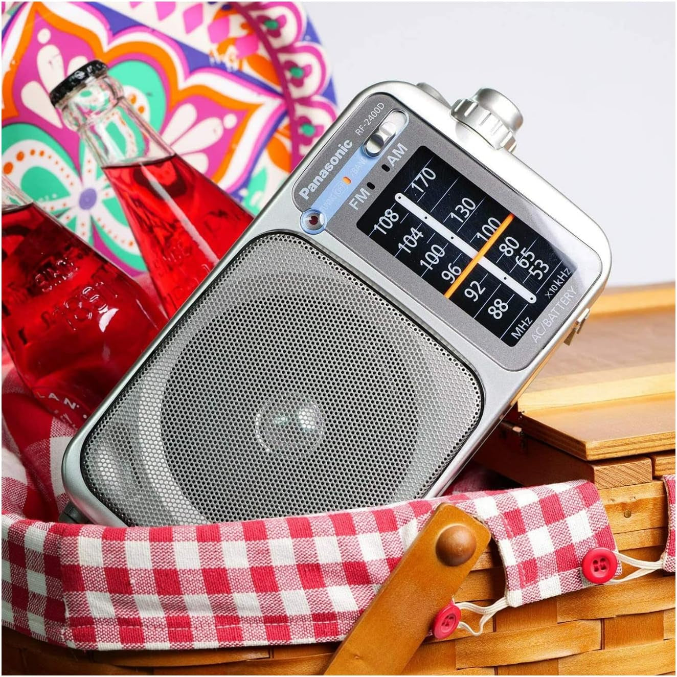 Portable AM / FM Radio, Battery Operated Analog Radio, AC Powered, Silver (RF-2400D)